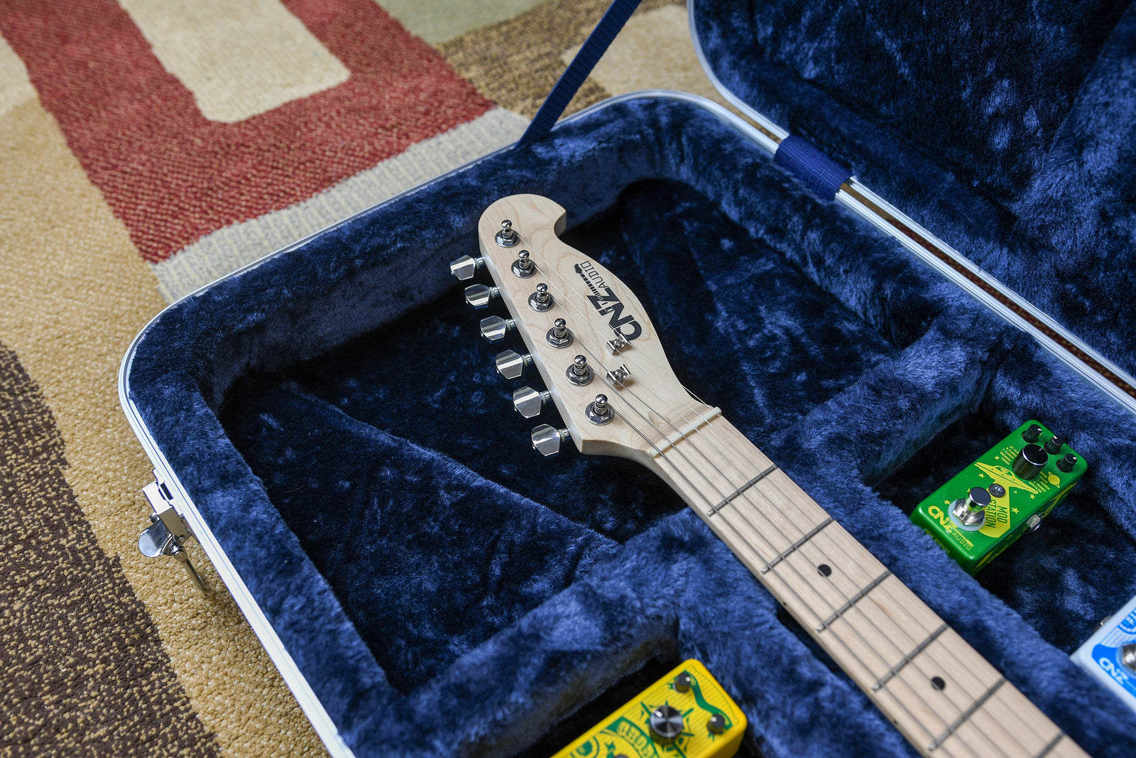 Deluxe ABS Electric Guitar Case - Black with White Lines